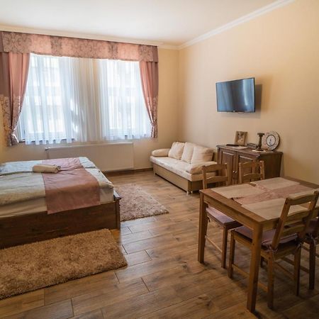 Toscana Apartman Gyula Exterior foto