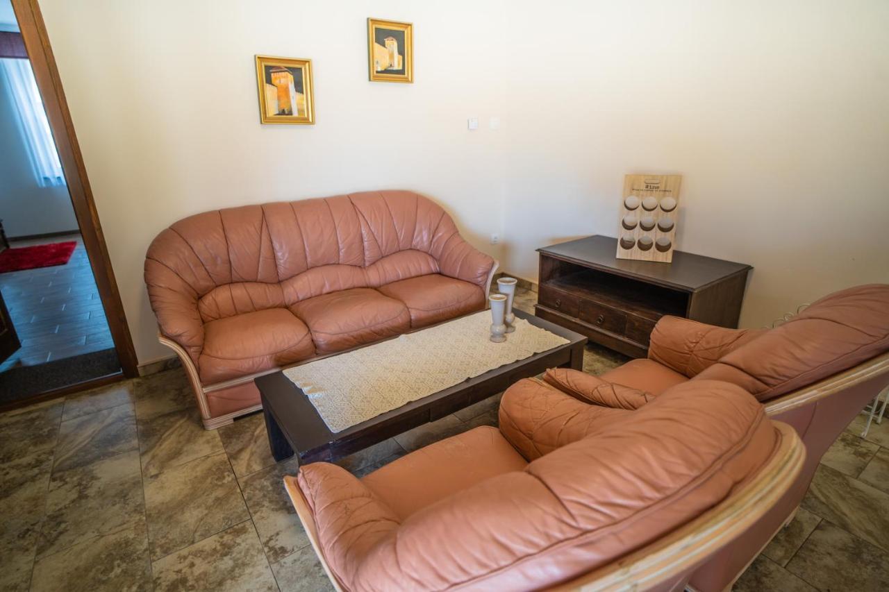 Toscana Apartman Gyula Exterior foto