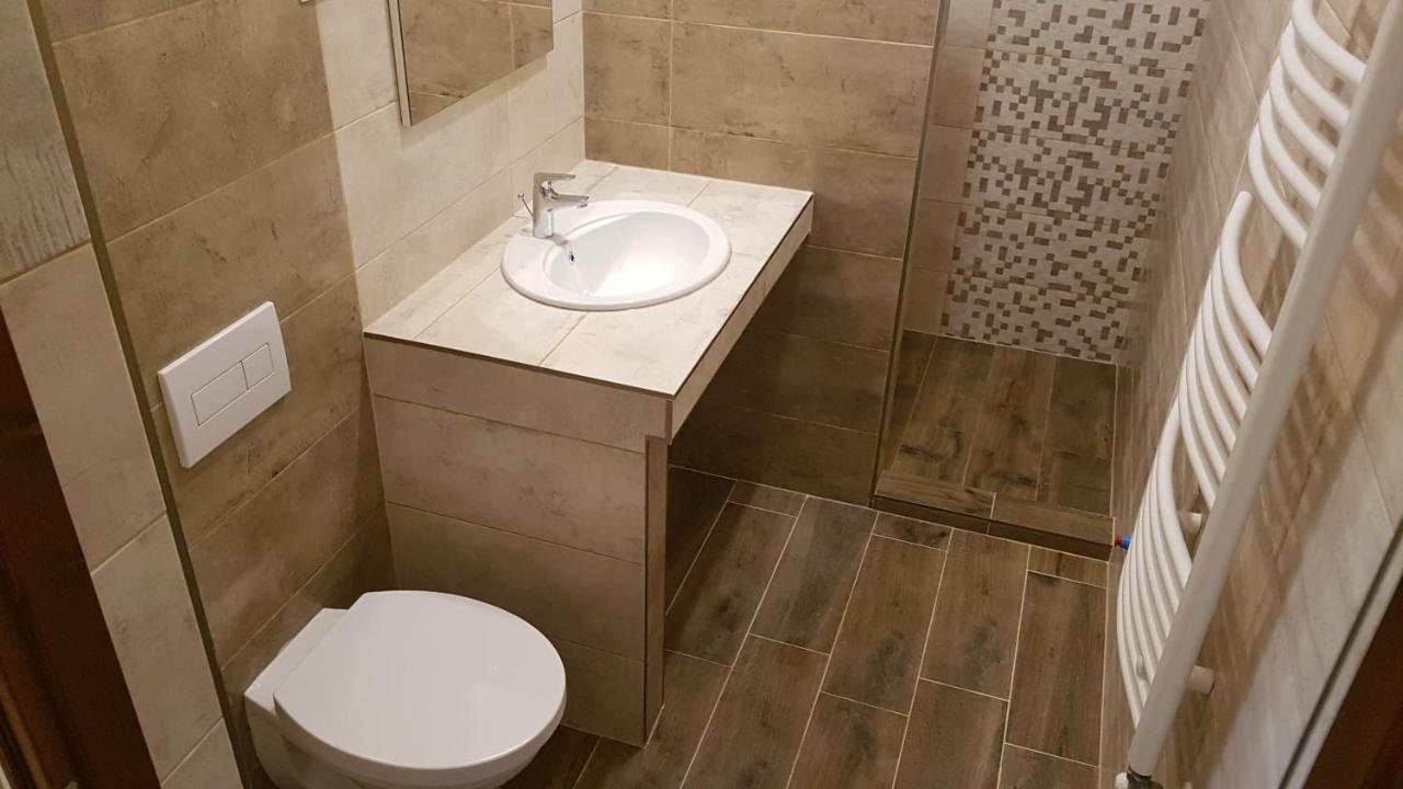 Toscana Apartman Gyula Exterior foto